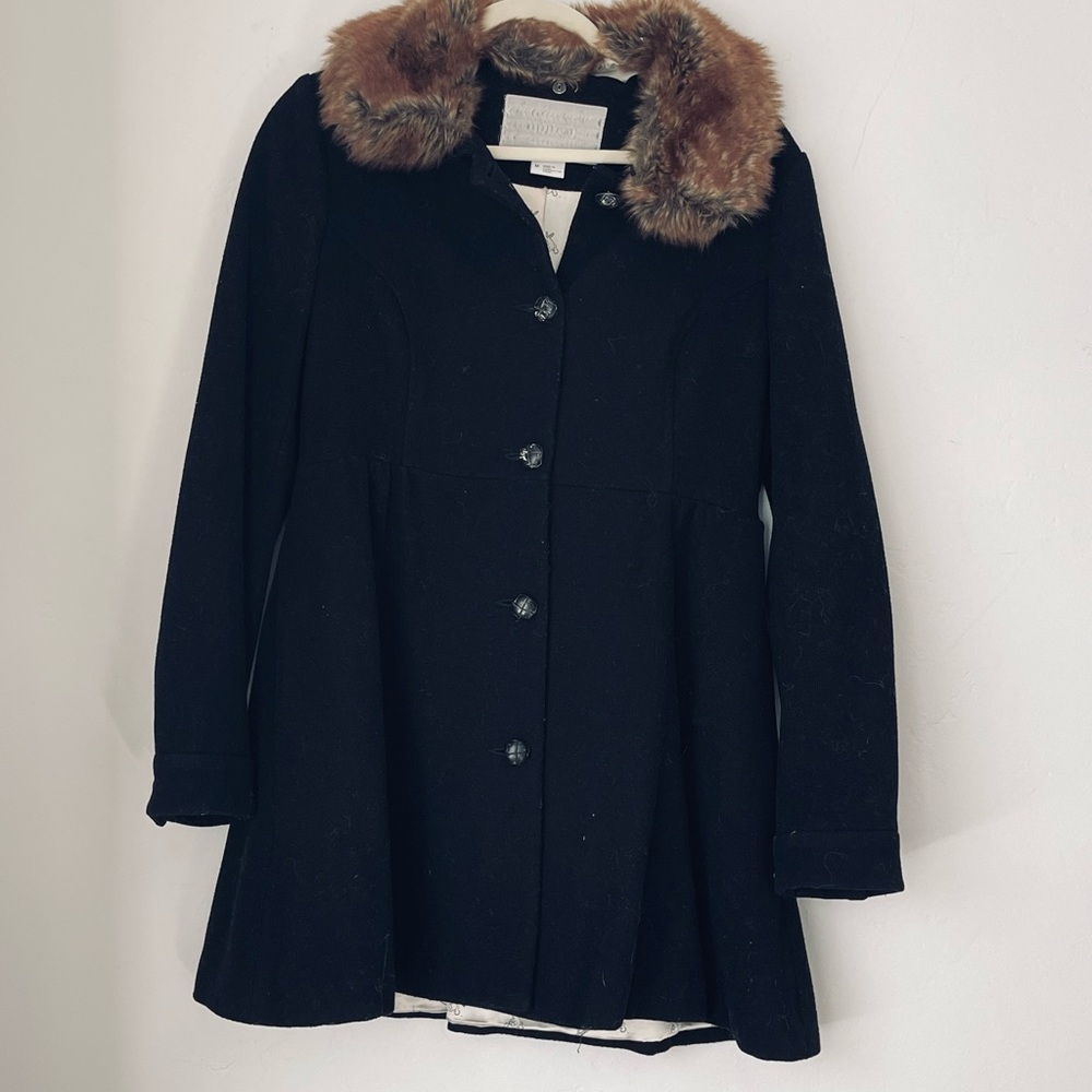Cooperative Black Coat with Brown Faux Fur Collar